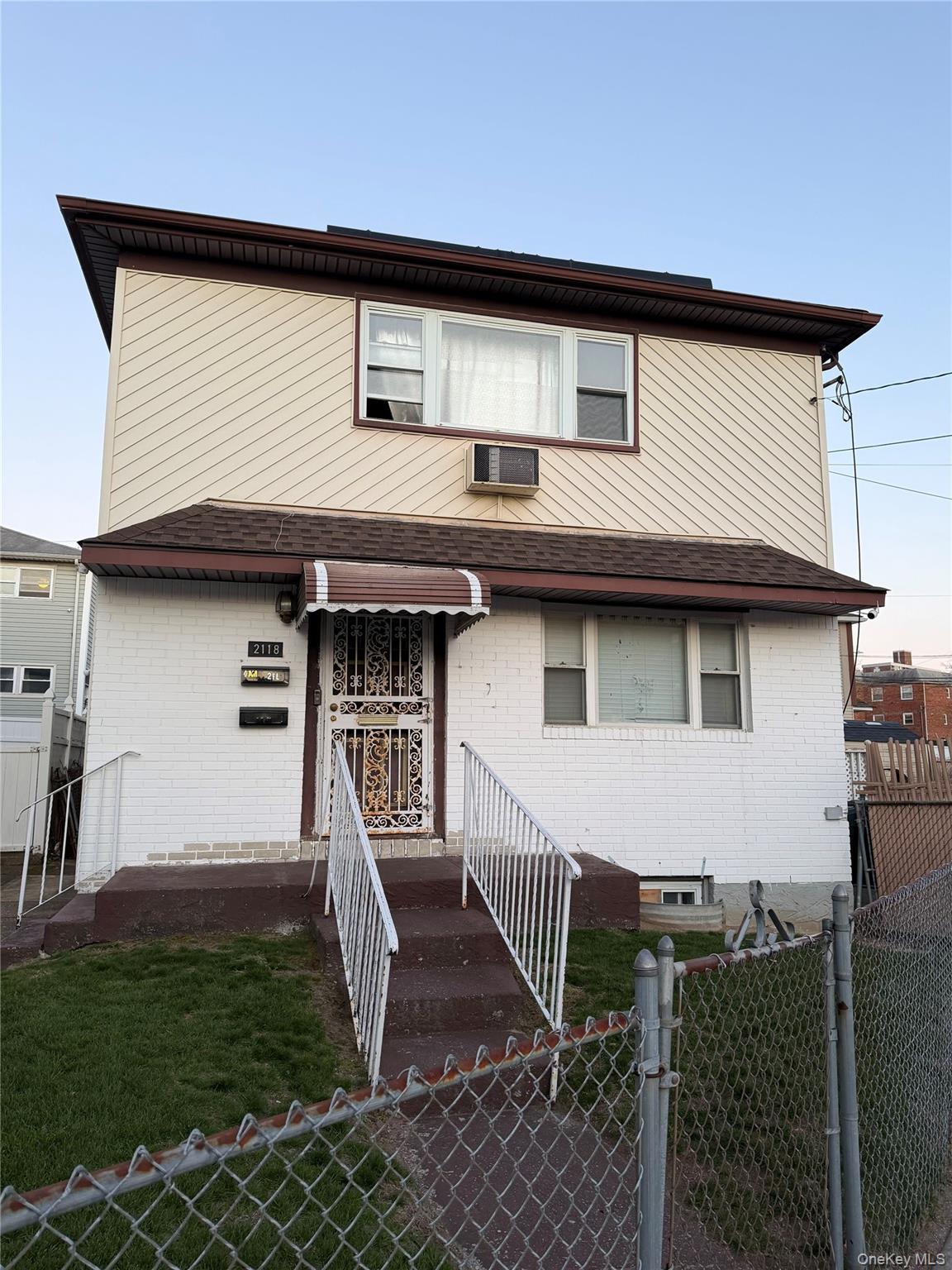 2118 Elk Drive, New York, NY 11691